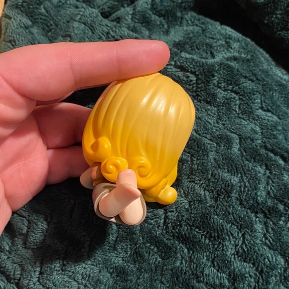 CUTE Disney Miniso Aurora Figure - Picture 4 of 6